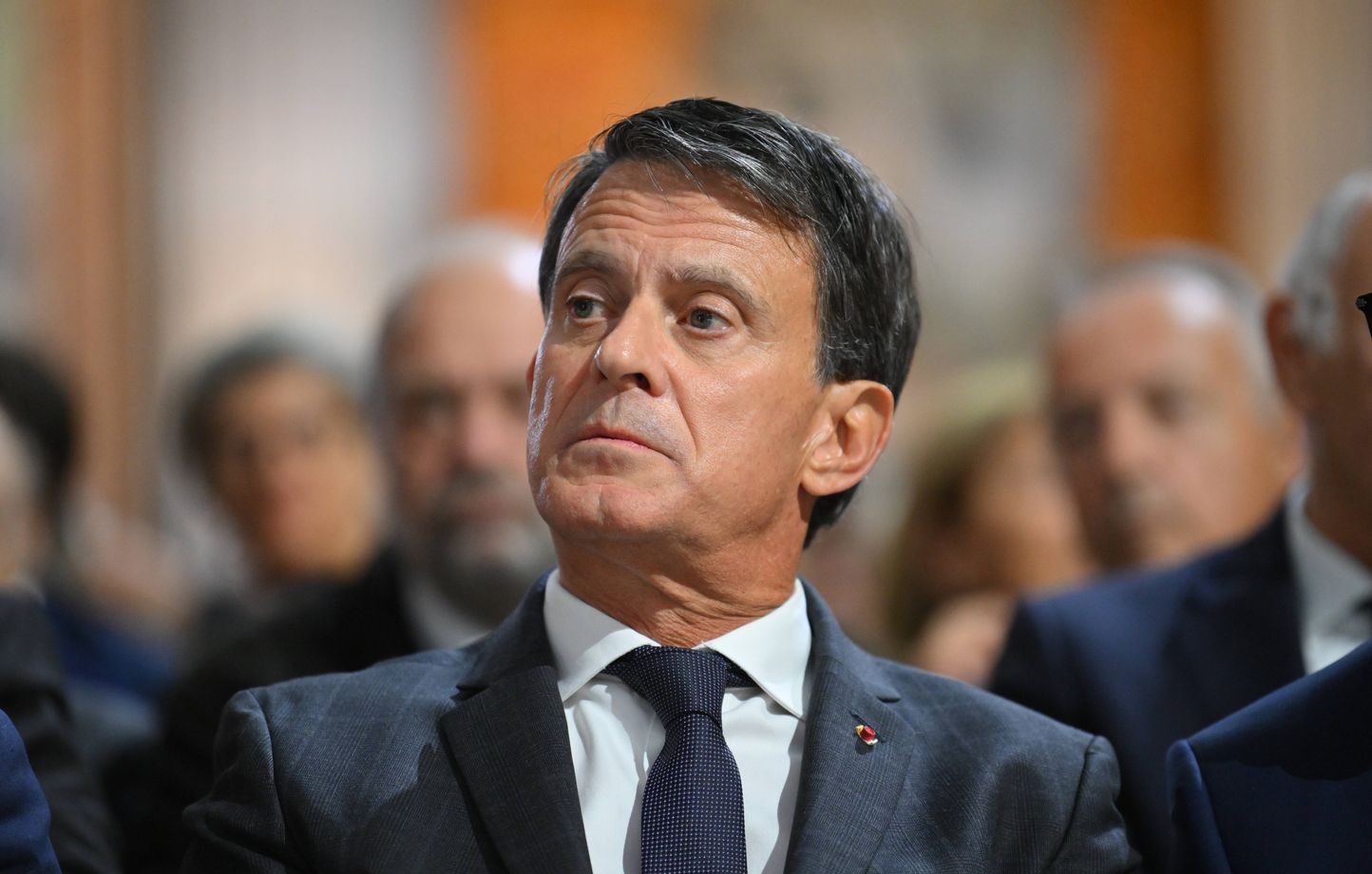 Manuel Valls critique le second quinquennat d'Emmanuel Macron, le qualifiant de « naufrage »
