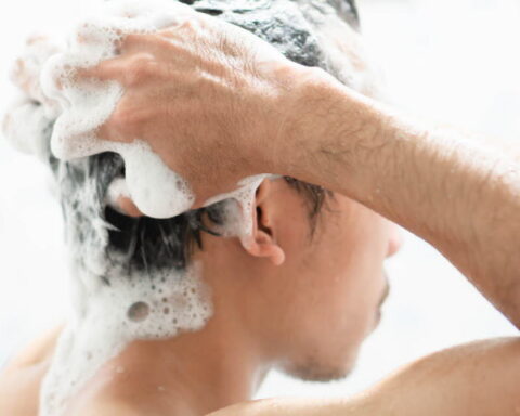 Pourquoi il est risqué d'utiliser un shampoing pour nettoyer sa peau