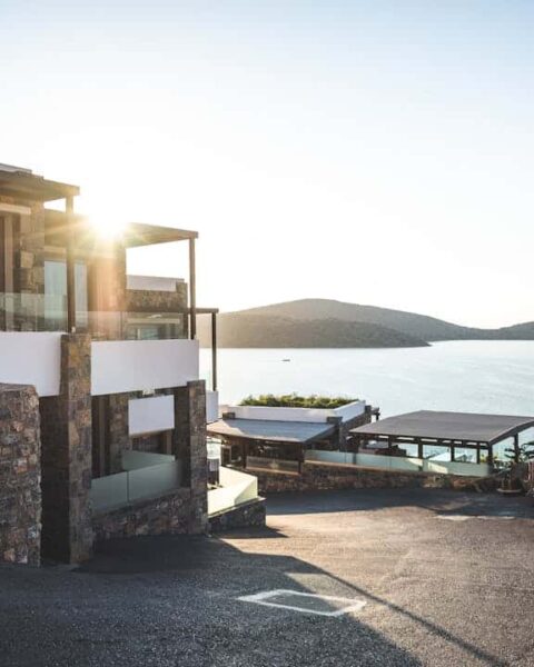 Résidences secondaires : la diminution du délai d'exonération de la plus-value en tant que signal fiscal significatif