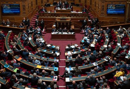 Retour sur l'interdiction du voile : menace islamiste ou véritable enjeu sociétal ?