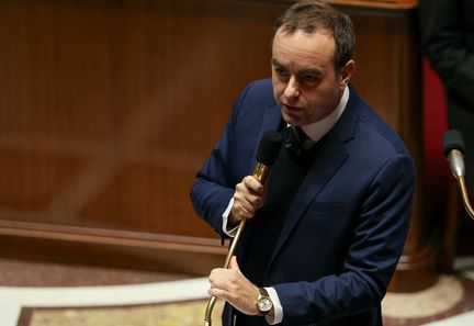 Sébastien Lecornu demande au ministre de l'Économie de développer des scénarios pour réduire le prix de l'électricité