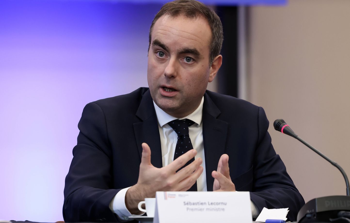 Sébastien Lecornu propose une prime annuelle de 500 euros pour les maires lors du congrès des maires