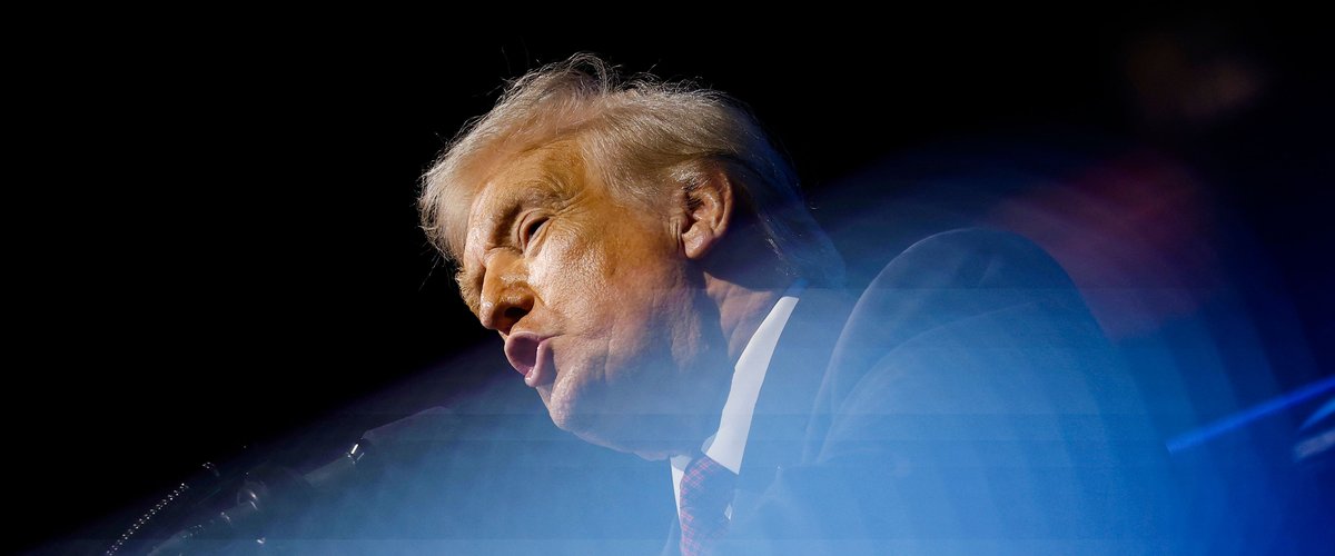 Trump menace de retirer les financements fédéraux à New York après l'élection de Mamdani