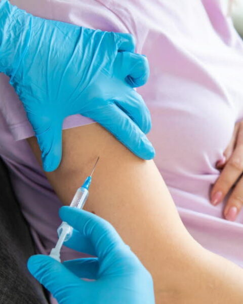 Une étude confirme la sécurité du vaccin Abrysvo contre la bronchiolite chez les nouveau-nés en France