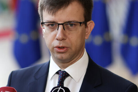 Le ministre hongrois des Affaires européennes accuse Bruxelles de « soutenir la guerre plutôt que la paix »