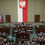 Le ministre de l’Intérieur polonais menace d’interdire un parti d’extrême droite pour ses prises de position prorusses