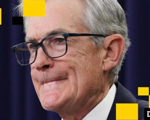 Bitcoin se stabilise autour de 90k alors que la liquidité diminue et une réduction de la Fed est totalement intégrée