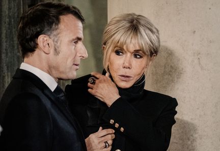 Brigitte Macron visée par une plainte pour injure publique suite à ses propos sur des féministes