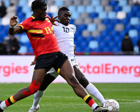 CAN 2025 : l'Angola et le Zimbabwe se neutralisent à Marrakech, décès de l'entraîneur Jean-Louis Gasset à l'âge de 72 ans.