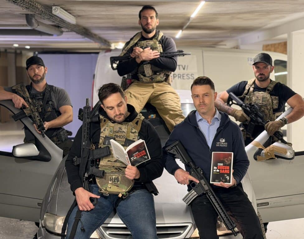 Combats en Afghanistan, sauvetage lors d’une fusillade et parcours exemplaire en médecine : l’histoire inspirante de Moyave