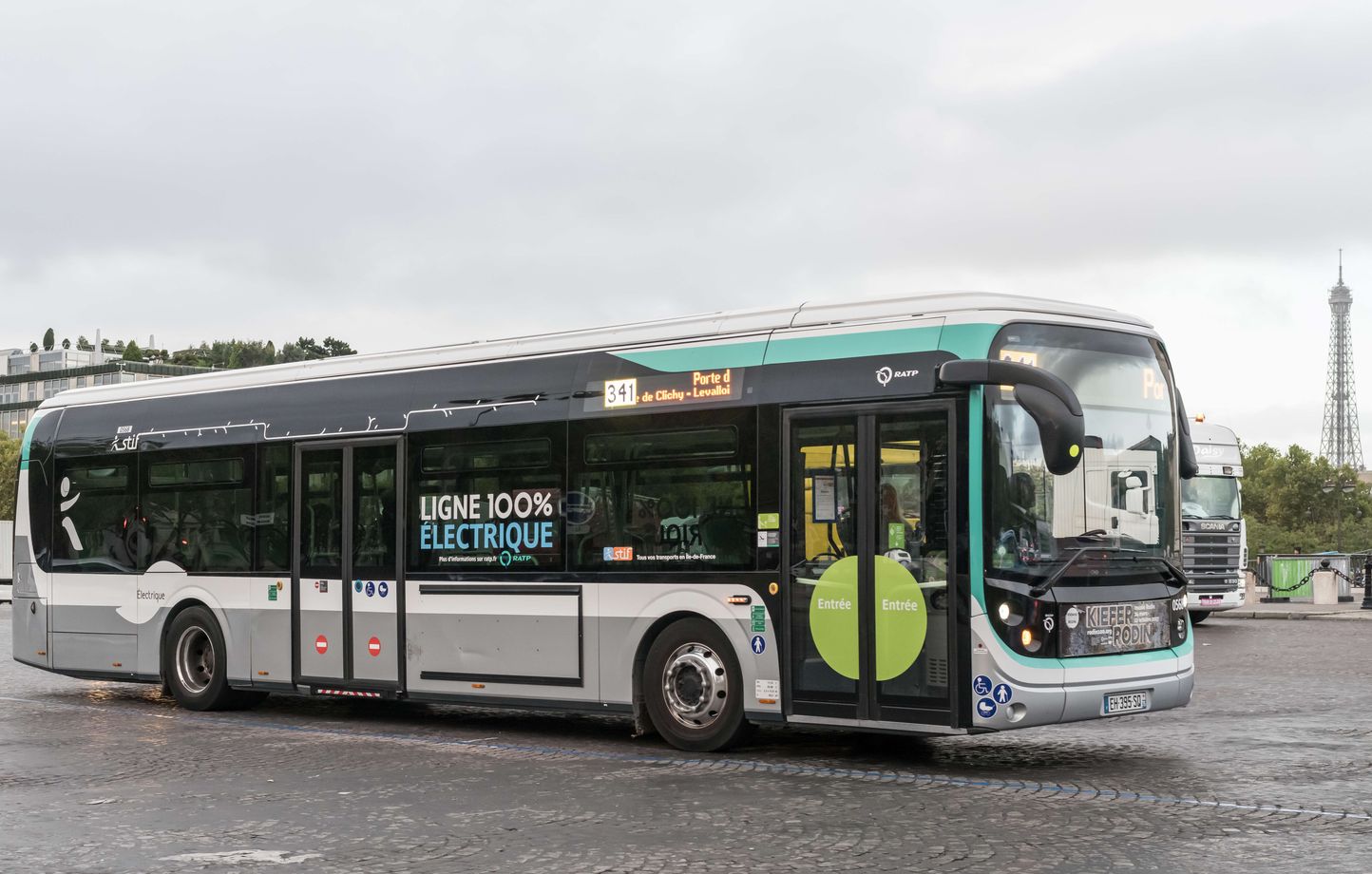 David Belliard propose un Passe Navigo bus gratuit pour les Parisiens dans son programme écologique