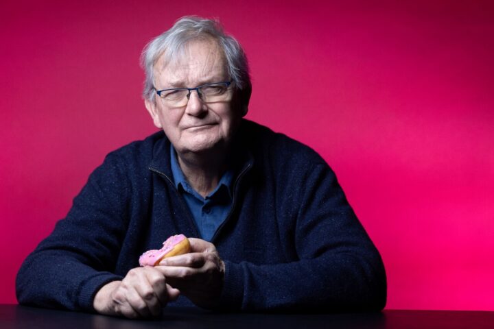 Décès de Martin Parr, photographe britannique emblématique, à 73 ans à Bristol