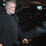 Eddy Mitchell partage des nouvelles rassurantes sur son état de santé après des mois difficiles