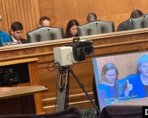 Elizabeth Warren demande une enquête sur les liens entre Trump et PancakeSwap alors que le projet de loi sur la structure du marché traîne