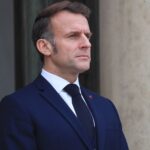 Emmanuel Macron rend hommage à Mehdi Kessaci à Marseille, symbole de la lutte contre le narcotrafic