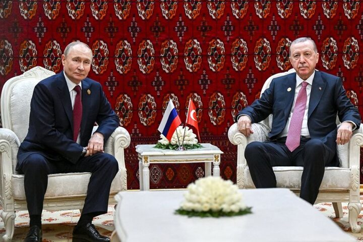 Erdogan demande à Poutine le retour des S-400, révélant l'ampleur de son erreur stratégique