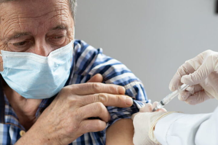 Essai prometteur d'un vaccin à ARN messager contre la grippe avec 34,5 % d'efficacité supplémentaire