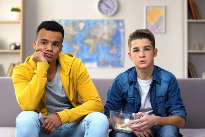 La consommation de vidéos à vitesse accélérée : impact potentiel sur les capacités cognitives des jeunes