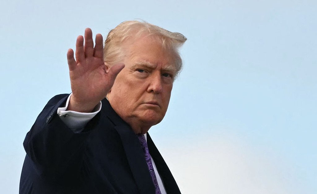 La Maison Blanche confirme une seconde frappe sur un bateau soupçonné de trafic de drogues