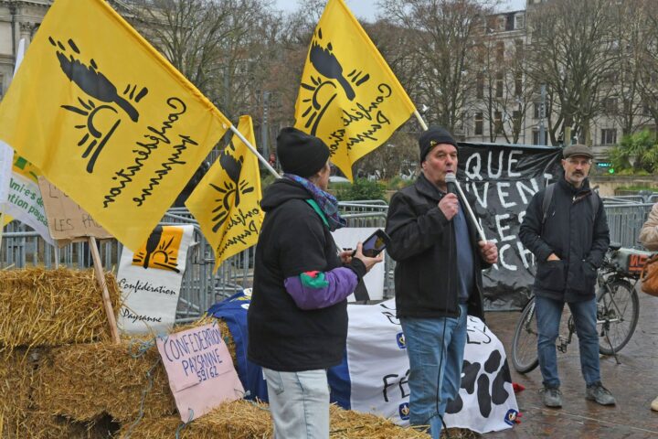 La mobilisation agricole décline, avec des barrages persistants dans le Sud-Ouest