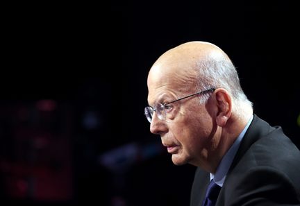 La préfecture de la Mayenne refuse le legs des archives personnelles de Patrick Buisson à une congrégation catholique