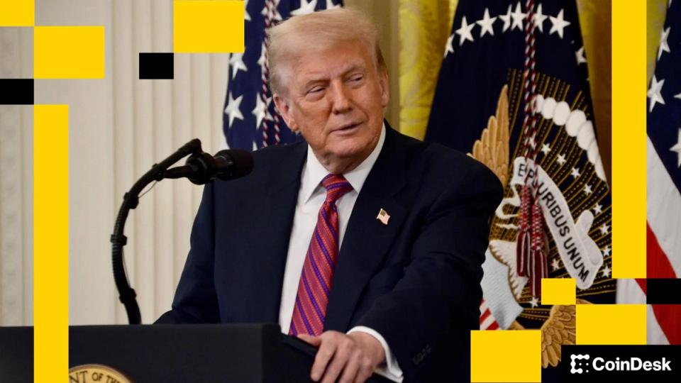 La stratégie de sécurité nationale de Trump remet en question l'obsession des cryptomonnaies pour les taux d'intérêt bas