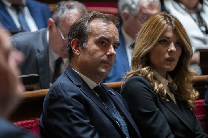 Le gouvernement s'engage à ne pas augmenter les franchises médicales dans le budget 2026