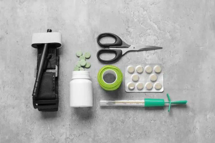 Le véritable scandale : quatre pratiques quotidiennes qui grèvent silencieusement la sécurité sociale.