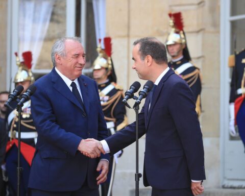 Lecornu annonce la fin des privilèges à vie pour les anciens Premiers ministres en France