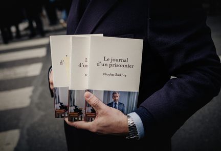 Les livres des personnalités politiques de droite suscitent un intérêt croissant en France
