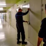L'opération "zéro portable" dans les prisons suscite des critiques sur la sécurité pénitentiaire en France