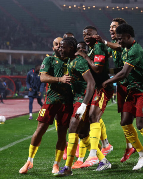 L'organisation de la Coupe d'Afrique des Nations tous les quatre ans suscite des tensions au sein du football africain : l'Angola et le Zimbabwe en discussion pour l'édition 2025.