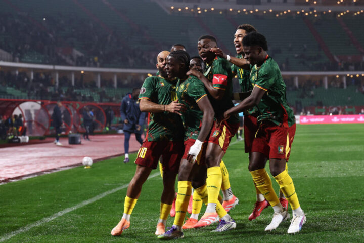 L'organisation de la Coupe d'Afrique des Nations tous les quatre ans suscite des tensions au sein du football africain : l'Angola et le Zimbabwe en discussion pour l'édition 2025.