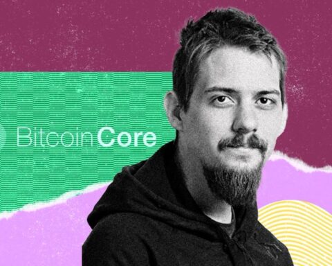 Luke Dashjr et le débat sur l'avenir de Bitcoin face à l'explosion des NFTs et des inscriptions