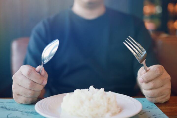 Manger du riz quotidiennement : quels sont les impacts sur la santé ?