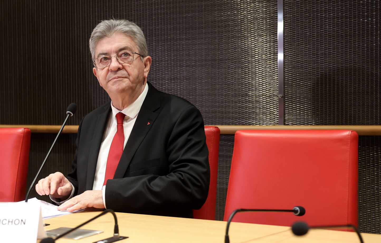 Mélenchon réaffirme que LFI « n’acceptera jamais l’entrisme religieux » lors de l’audition parlementaire