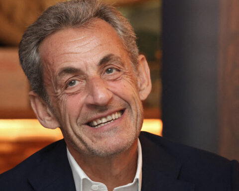 Nicolas Sarkozy en vacances en Guadeloupe malgré son contrôle judiciaire