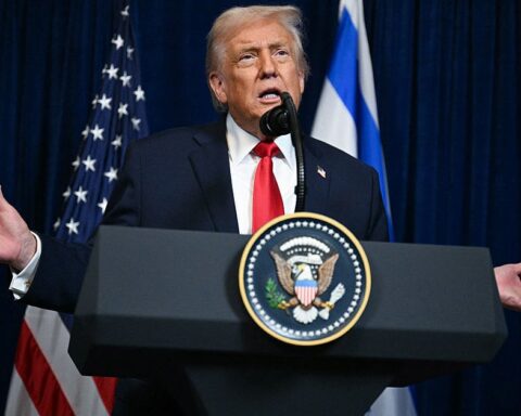 Trump annonce une frappe américaine sur un site portuaire au Venezuela