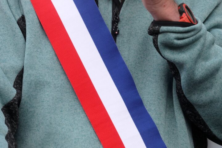 Un candidat à Montargis accusé d'avoir promu la polygamie avant les municipales de 2026