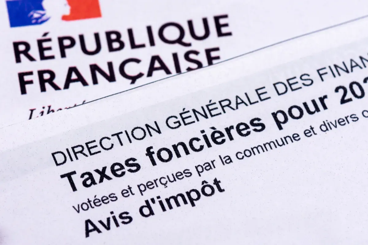 Une augmentation imminente de la taxe foncière : les raisons derrière cette possible flambée dans les mois à venir.