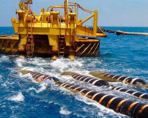 Câble sous-marin endommagé près de Liepāja alerte les pays baltes