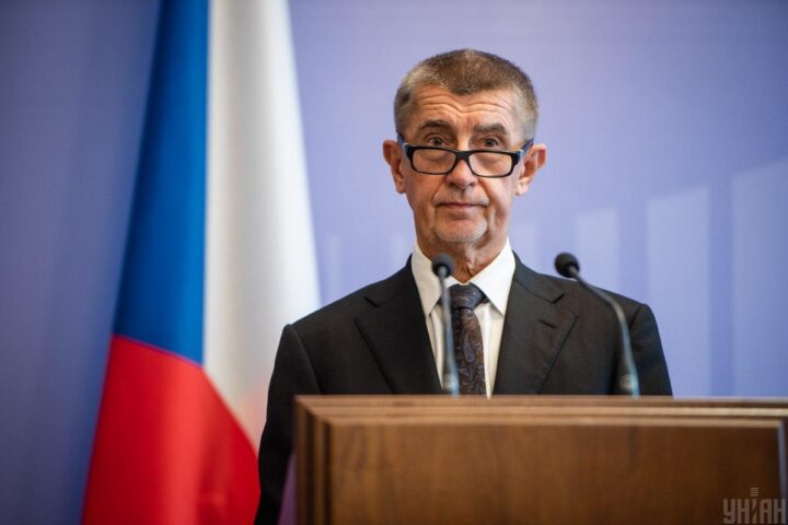 Une crise politique à Prague bloque la livraison d’avions L-159 à l’Ukraine