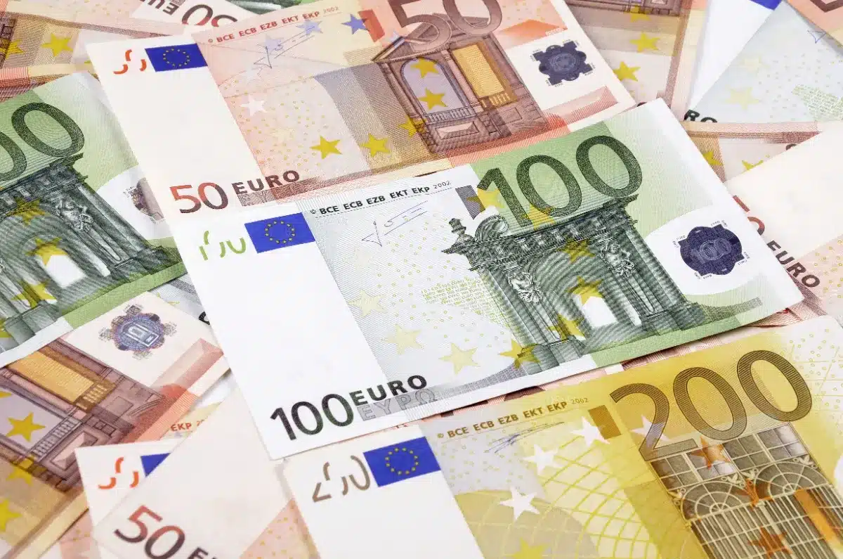 3 000 € nets par mois sans qualifications : les raisons pour lesquelles ce secteur va connaître une forte expansion prochainement.