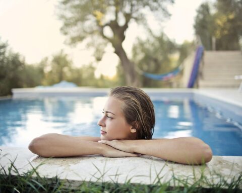 Abris de jardin et piscines : évolution de la taxe d’aménagement en 2026