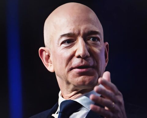 Bezos investit dans un réseau satellite souverain pour rivaliser avec Starlink.