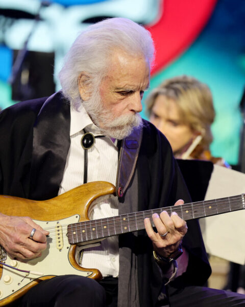 Bob Weir, guitariste des Grateful Dead, est mort à 78 ans