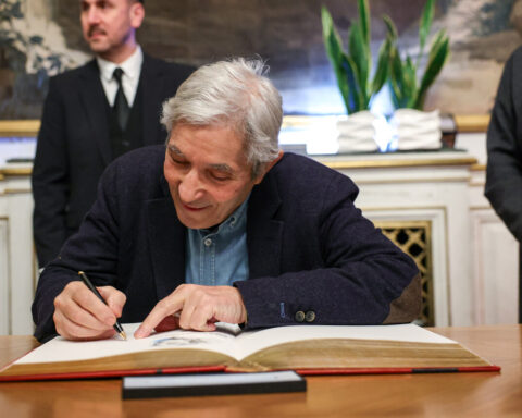 Boualem Sansal élu à l'Académie française, devient le 746ᵉ immortel