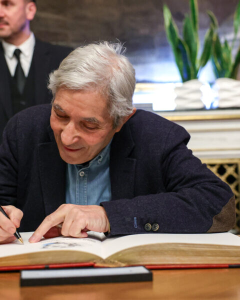 Boualem Sansal élu à l'Académie française, devient le 746ᵉ immortel