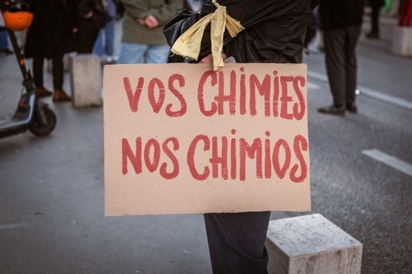 Budget 2026 : le gouvernement impose une redevance aux industriels rejetant des PFAS dans l'eau