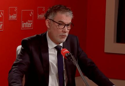 Budget : Olivier Faure déclare "nous ne censurerons pas le gouvernement" avant le 49.3 du Premier ministre